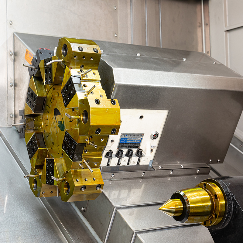 Hassas CNC torna